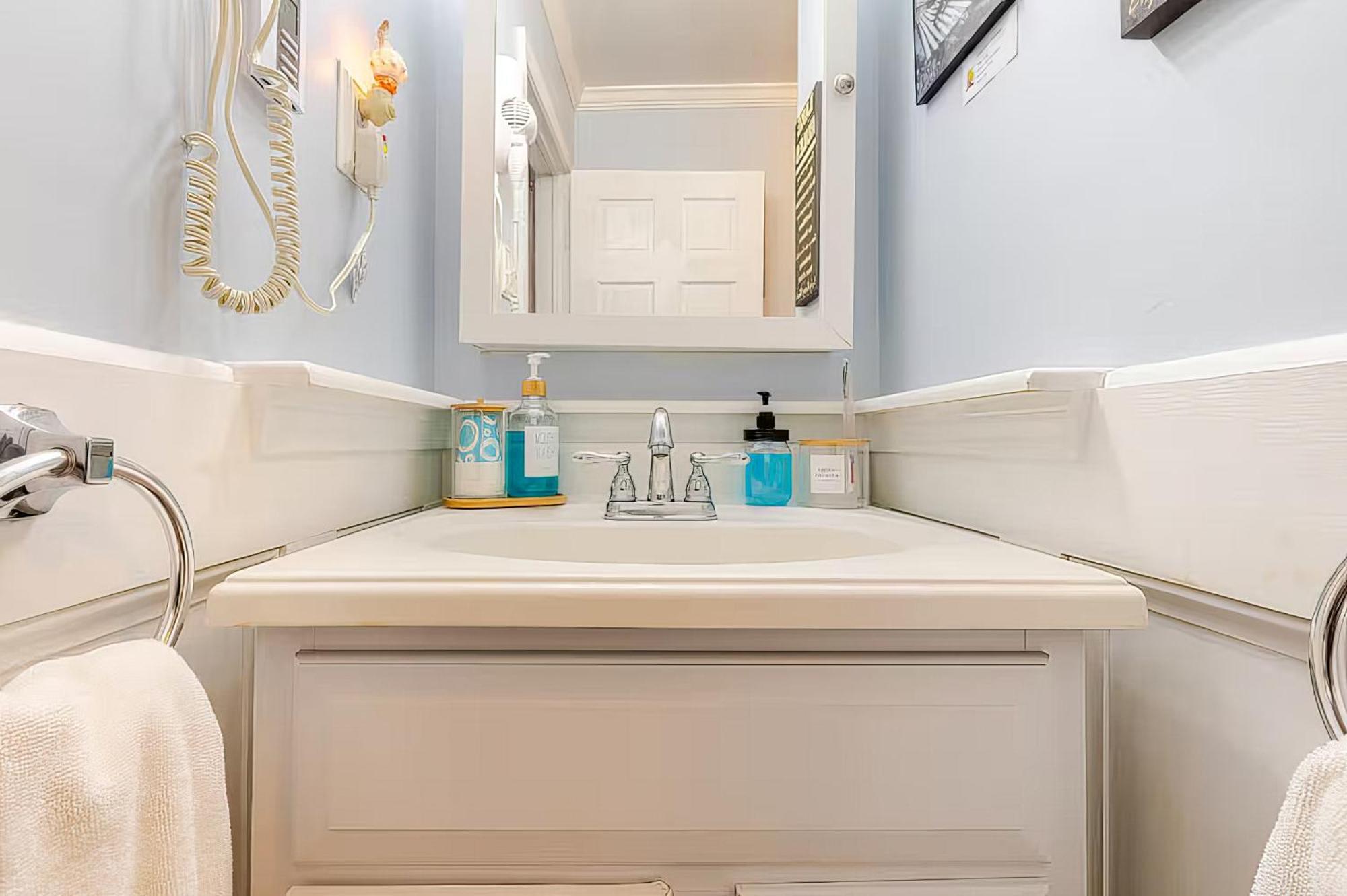 The Artist Loft - Poconos - Hot Tub *