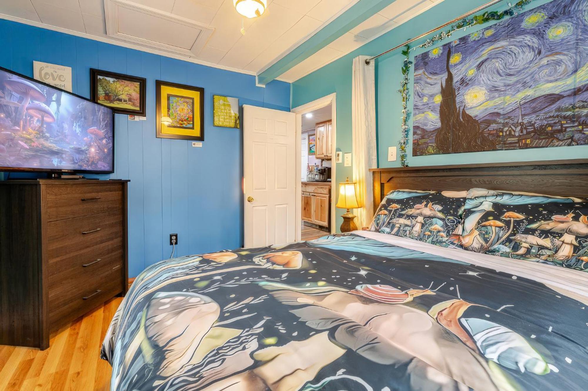 The Artist Loft - Poconos - Hot Tub