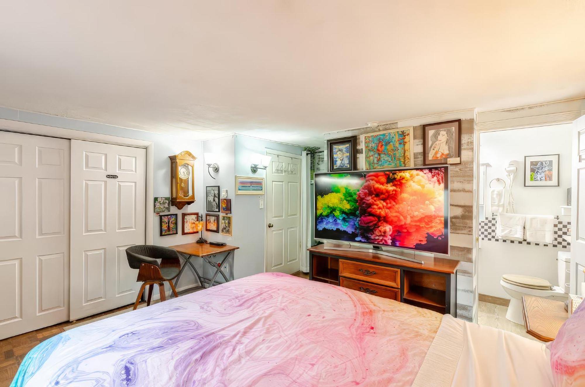 The Artist Loft - Poconos - Hot Tub *
